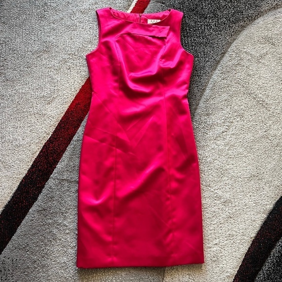 David Meister Hot Pink Satin Sheath Dress - Picture 1 of 4